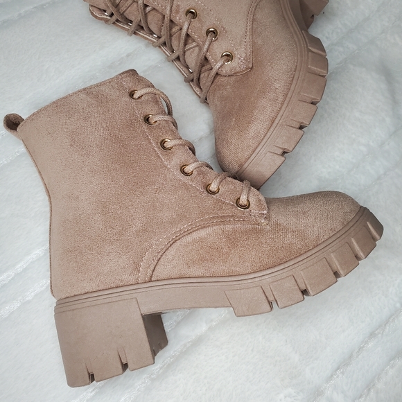 Blush Trendy Kids Boots - Picture 2 of 2